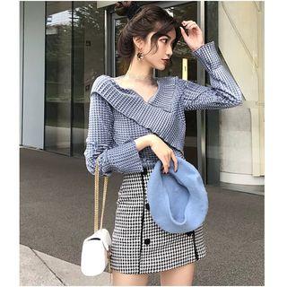 Mesh Panel Long-sleeve Top / Houndstooth A-line Skirt