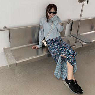 Plain Knit Long-sleeve Top / Printed Split Skirt
