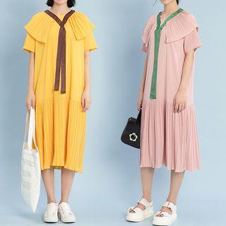 Set: Short-sleeve Midi Dress + Plain Slipdress