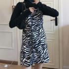 Long-sleeve Mock-neck Top / Spaghetti Strap Zebra Print A-line Mini Dress