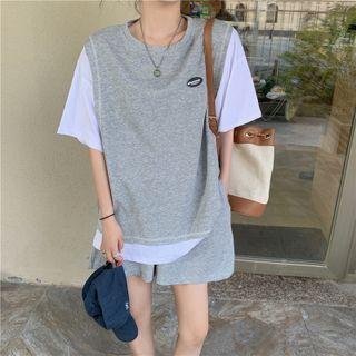 Set: Elbow-sleeve Two-tone T-shirt + Shorts