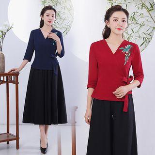 Long-sleeve Flower Embroidered Hanfu Top