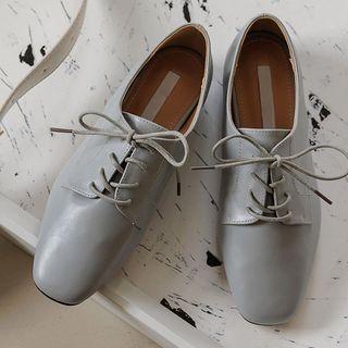 Square-toe Low-heel Oxfords