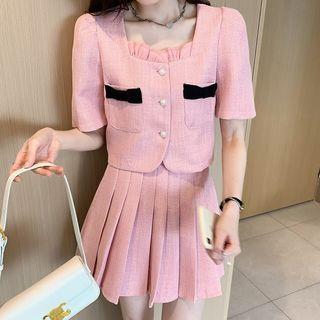 Set: Short-sleeve Square Neck Blouse + Mini Pleated Skirt