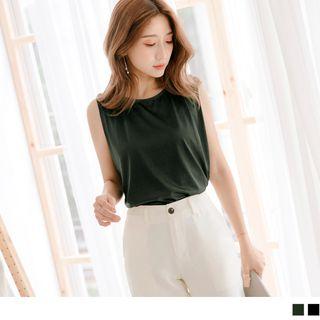 Sleeveless Round Neck Plain Top