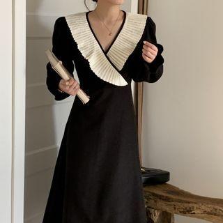 Long-sleeve V-neck Two-tone Midi A-line Dress