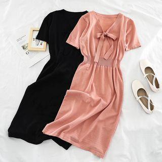 Short-sleeve Ribbon A-line Midi Knit Dress