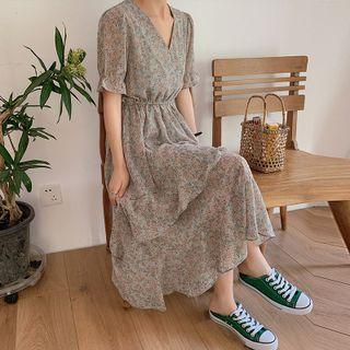 Short-sleeve Chiffon V-neck Floral Dress