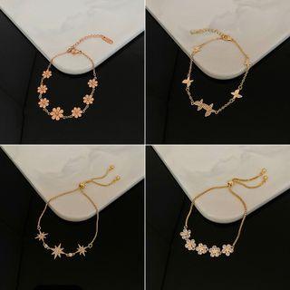 Faux Pearl / Rhinestone / Alloy Bracelet (various Designs)