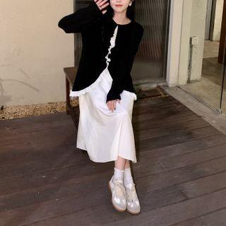 Lace Trim T-shirt / Plain Midi A-line Skirt