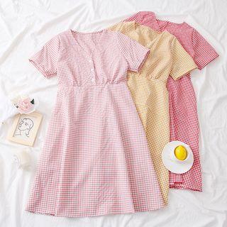 Gather-waist Checked Shirtdress