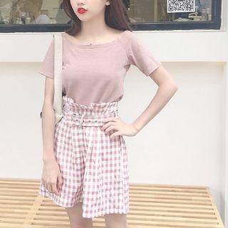 Set: Plain Short-sleeve T-shirt + Plaid High-waist Shorts