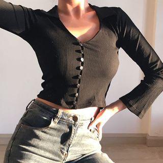Collared Long-sleeve Button Cropped T-shirt