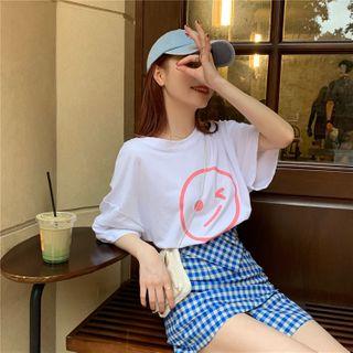Smiley Face Print Elbow-sleeve T-shirt / Plaid Mini A-line Skirt
