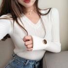 Long-sleeve V-neck Button Accent Knit Top