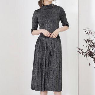 Plain Elbow Sleeve Mock Neck Pleated Dress