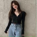 Lace-hem Deep V-neck Button-up Crop T-shirt Black - One Size