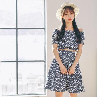 Set : Floral Print Off-shoulder Top + Skirt