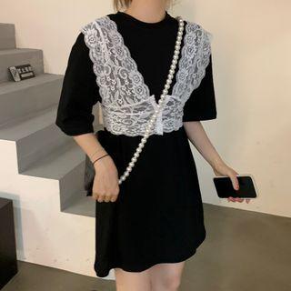 Elbow-sleeve T-shirt / Lace Cropped Camisole Top