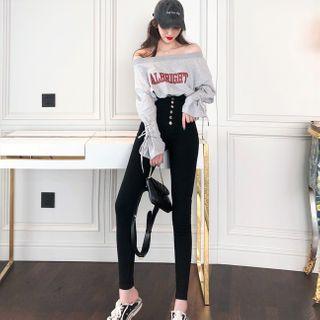 Lettering Off-shoulder Long-sleeve T-shirt / Cropped Skinny Jeans