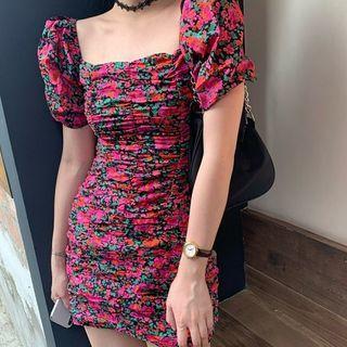 Floral Ruched Puff-sleeve Dress