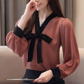 Long-sleeve Tie Front Plaid Top