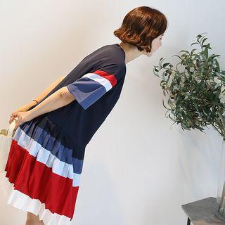 Half-placket Contrast-trim Pleated-hem Dress Navy Blue - One Size