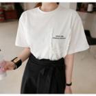 Short-sleeve Frill-trim Lettering T-shirt