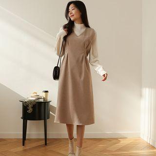 Sleeveless Pintuck Midi Corduroy Dress