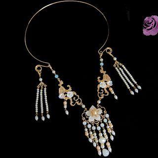 Flower Beaded Necklace Q15 - 1 Pc - Gold & White - One Size