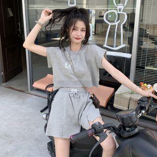 Set: Cap Sleeve Patched Cropped Sweatshirt + High Waist Drawstring Sport Shorts