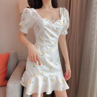 Short-sleeve Cherry Print Ruffle Hem Mini Sheath Dress