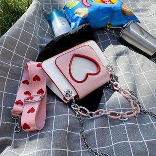 Mini Heart Chain Shoulder Bag