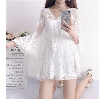 Set: 3/4-sleeve Lace Cape + Camisole