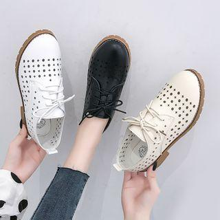 Perforated Lace-up Oxford Shoes