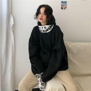 Lettering Turtleneck Hoodie
