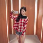 Mock Two-piece Long-sleeve Cold Shoulder Plaid Top