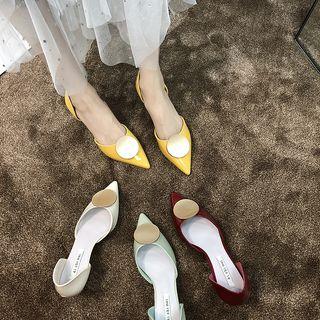 Circle Accent Dorsay Pumps