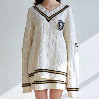Contrast Trim School Badge Sweater / Mini Knit Skirt