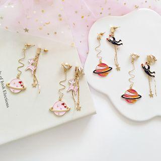 Planet Alloy Asymmetrical Dangle Earring