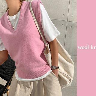 V-neck Wool Knit Vest
