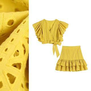 Cap-sleeve Perforated Blouse / Skirt