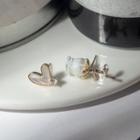 Flower Heart Asymmetrical Alloy Earring 1 Pair - White - One Size