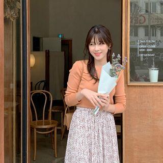 Round-neck Knit Top In 10 Colors