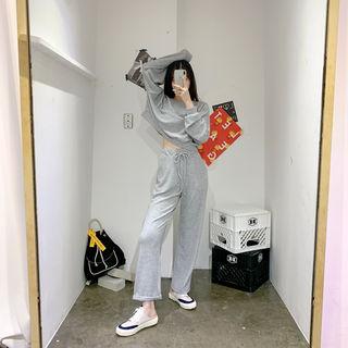 Crop Sweatshirt & Wide Sweatpants Lounge Set