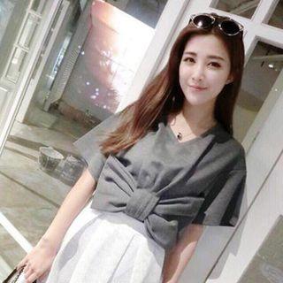 Short Sleeve V-neck Bow Accent T-shirt