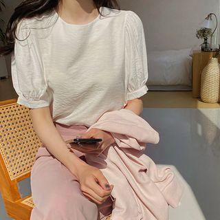 Puff-shoulder Keyhole-back Blouse