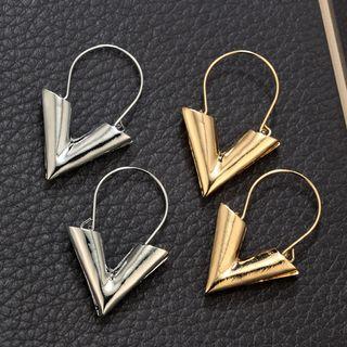 Alloy Letter V Dangle Earring