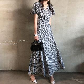 Flutter-sleeve Pattern Maxi Flare Dress