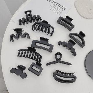 Plain Cut-out Hair Claw ( Various Designs)